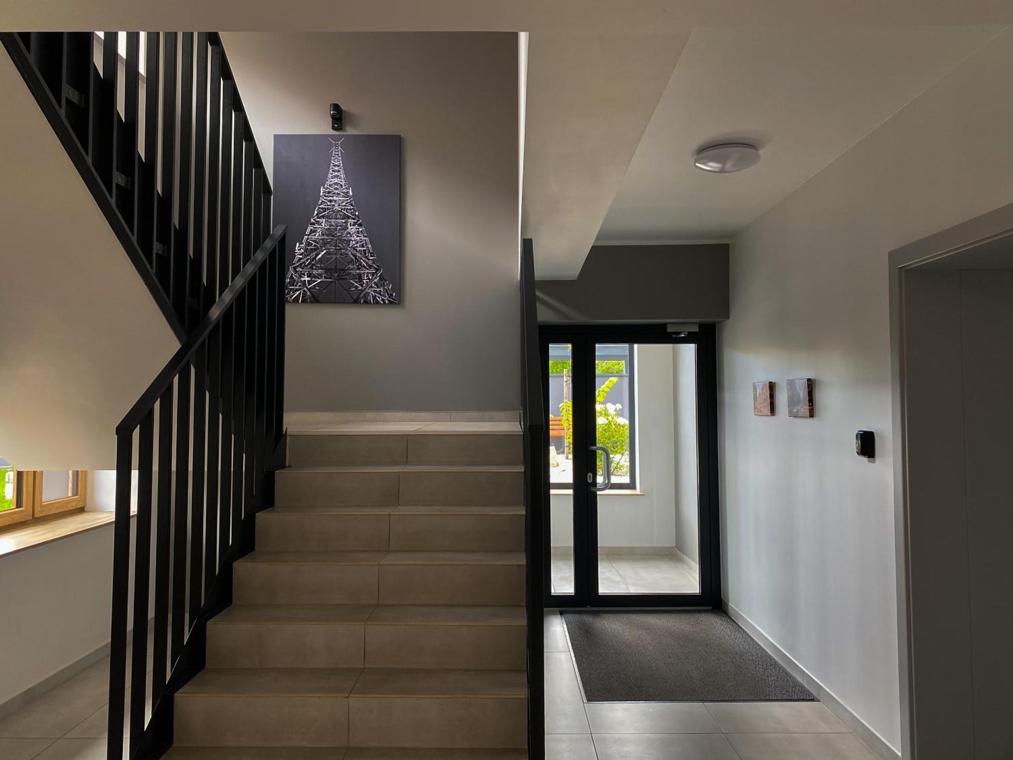 Tanie Noclegi Gliwice - Apartamenty Lowicka 28 Extérieur photo